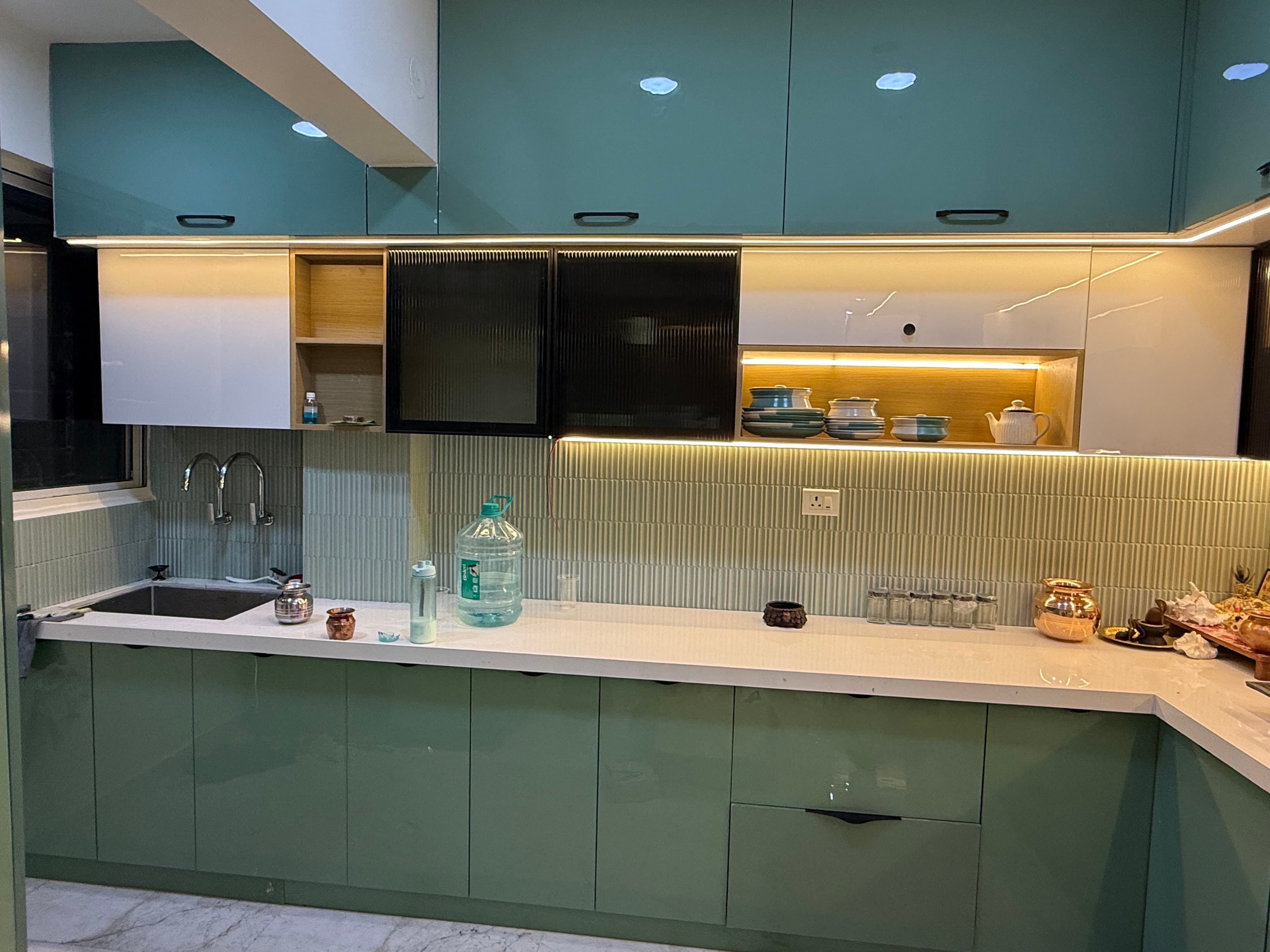 Living Room - Gallery image 131